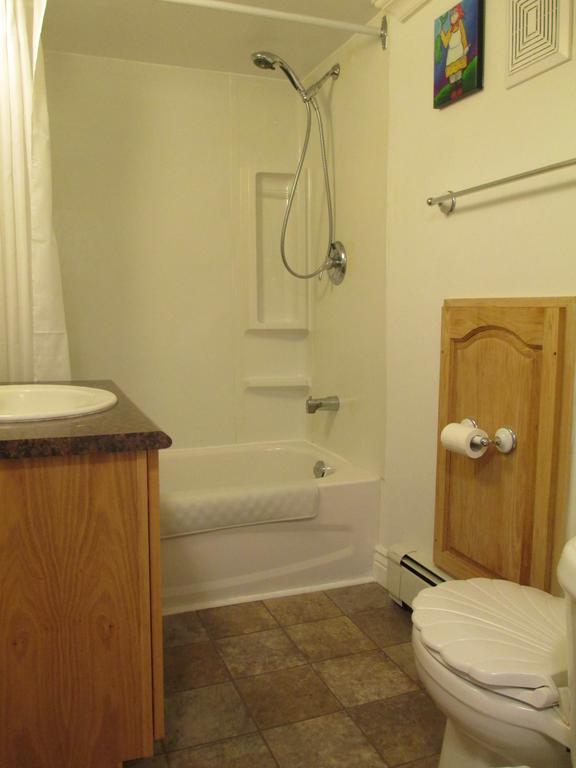 Comerford'S Ocean View Suites Holyrood Camera foto