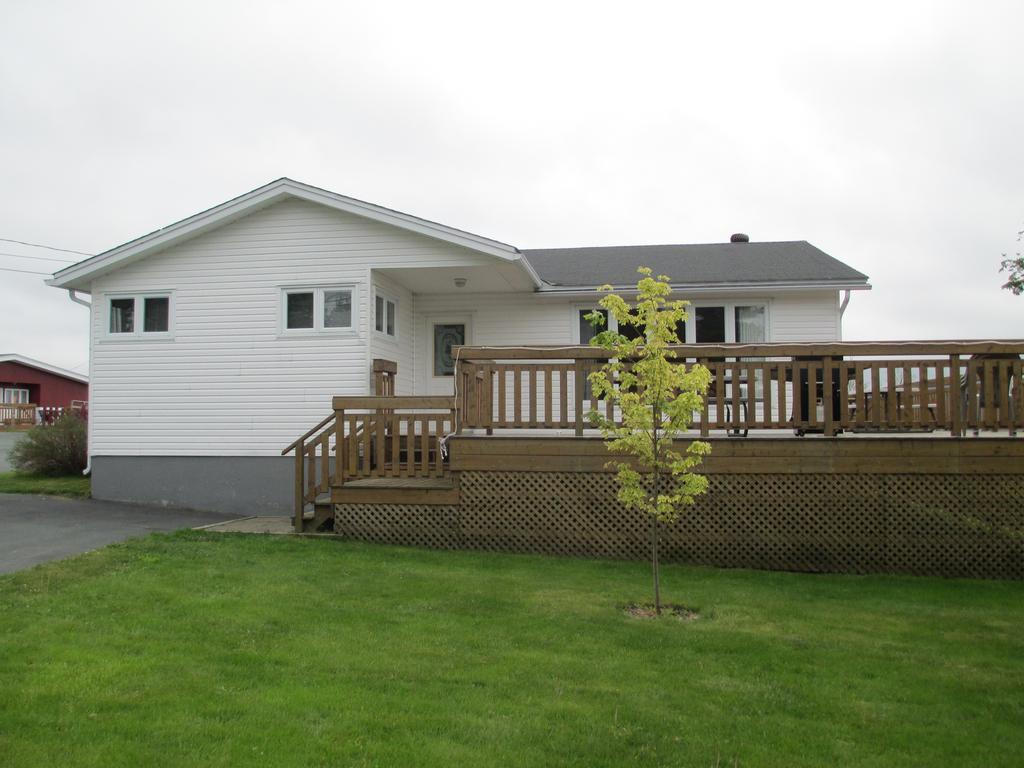 Comerford'S Ocean View Suites Holyrood Esterno foto